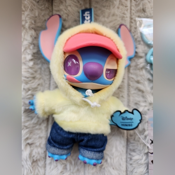 Miniso Gen Z Street Stitch Surprise Box Pendant Purse Charm Bookbag Charm Flash - Picture 4 of 6